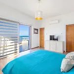 Heaven Villa *