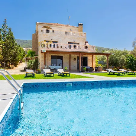 Villa Heaven Pomos