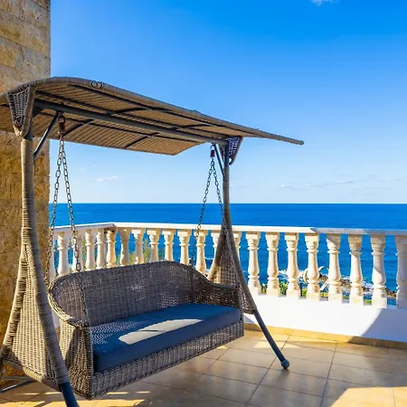 Villa Heaven Pomos